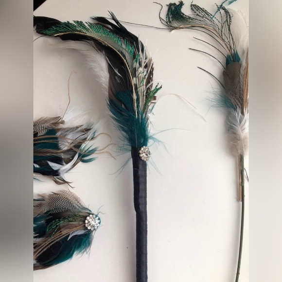 Custom wedding accessories - Picture 2 of 7